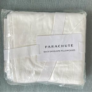 Parachute Home Sateen Back Envelope Pillowcase Set in White (EUC with tags)